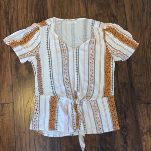 Maurice’s size xs worn once top